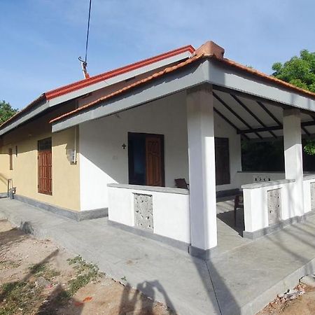 만나르 La Felicita B&B 외부 사진